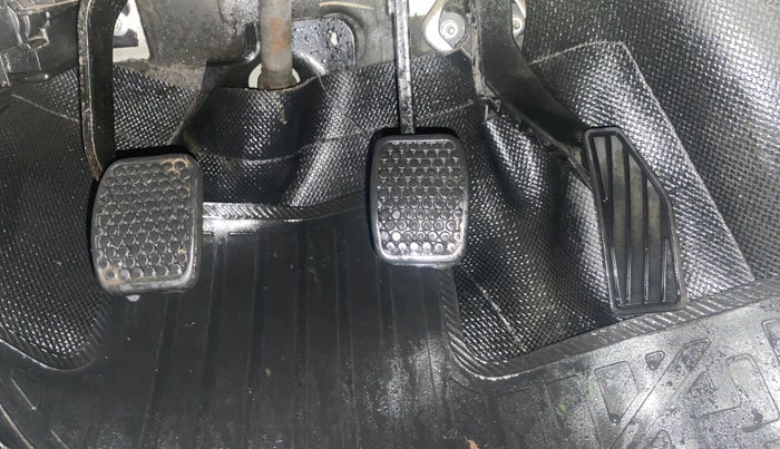 2016 Maruti Alto K10 VXI (O), Petrol, Manual, 44,401 km, Pedals