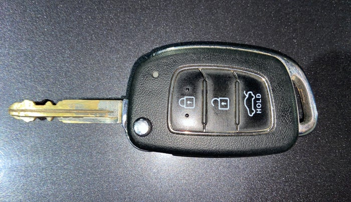 2021 Hyundai GRAND I10 NIOS SPORTZ 1.2 KAPPA VTVT, Petrol, Manual, 42,184 km, Key Close Up