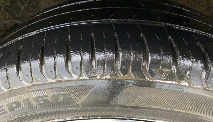 2022 Maruti Swift ZXI PLUS, Petrol, Manual, 71,193 km, Left Front Tyre Tread