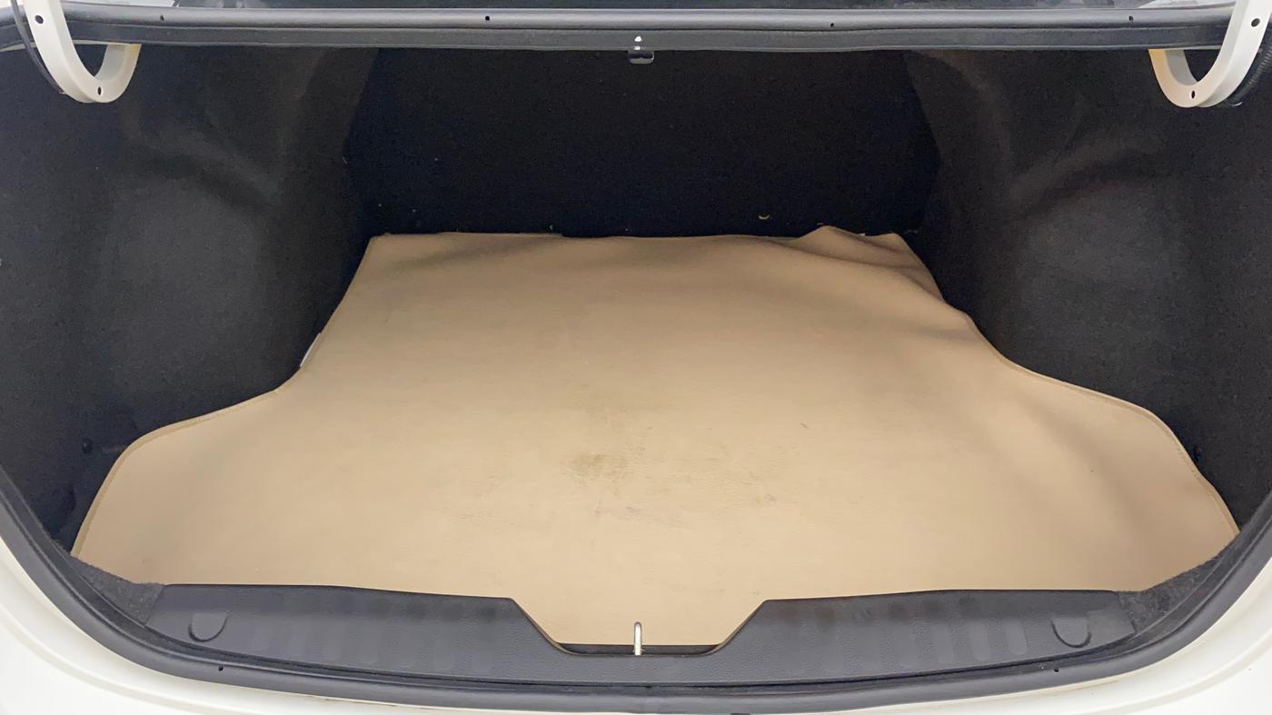 2022 Maruti Ciaz ZETA AT 1.5  SHVS PETROL, Petrol, Automatic, 7,815 km, Boot Inside