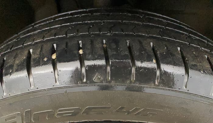 2021 Tata PUNCH CREATIVE  AMT, Petrol, Automatic, 50,148 km, Right Front Tyre Tread