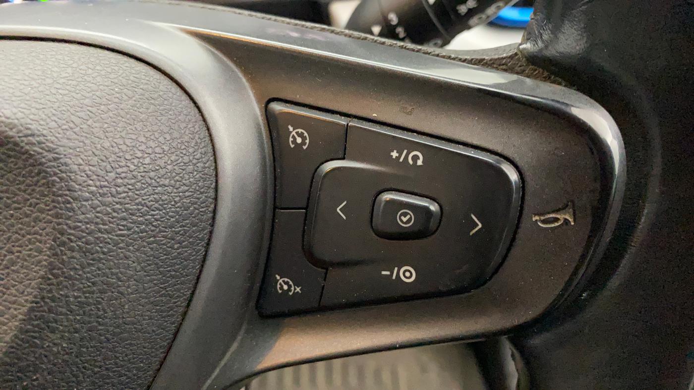2021 Tata PUNCH CREATIVE  AMT, Petrol, Automatic, 50,148 km, Adaptive Cruise Control