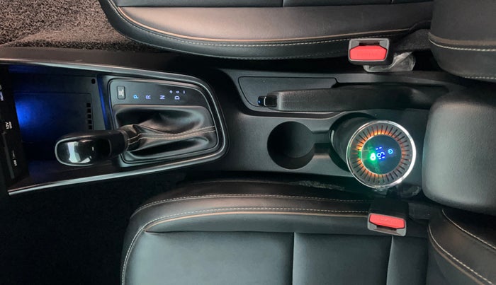 2022 Hyundai NEW I20 ASTA (O) 1.0 TURBO GDI DCT, Petrol, Automatic, 13,442 km, Gear Lever