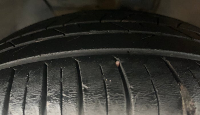 2022 Hyundai NEW I20 ASTA (O) 1.0 TURBO GDI DCT, Petrol, Automatic, 13,442 km, Left Front Tyre Tread