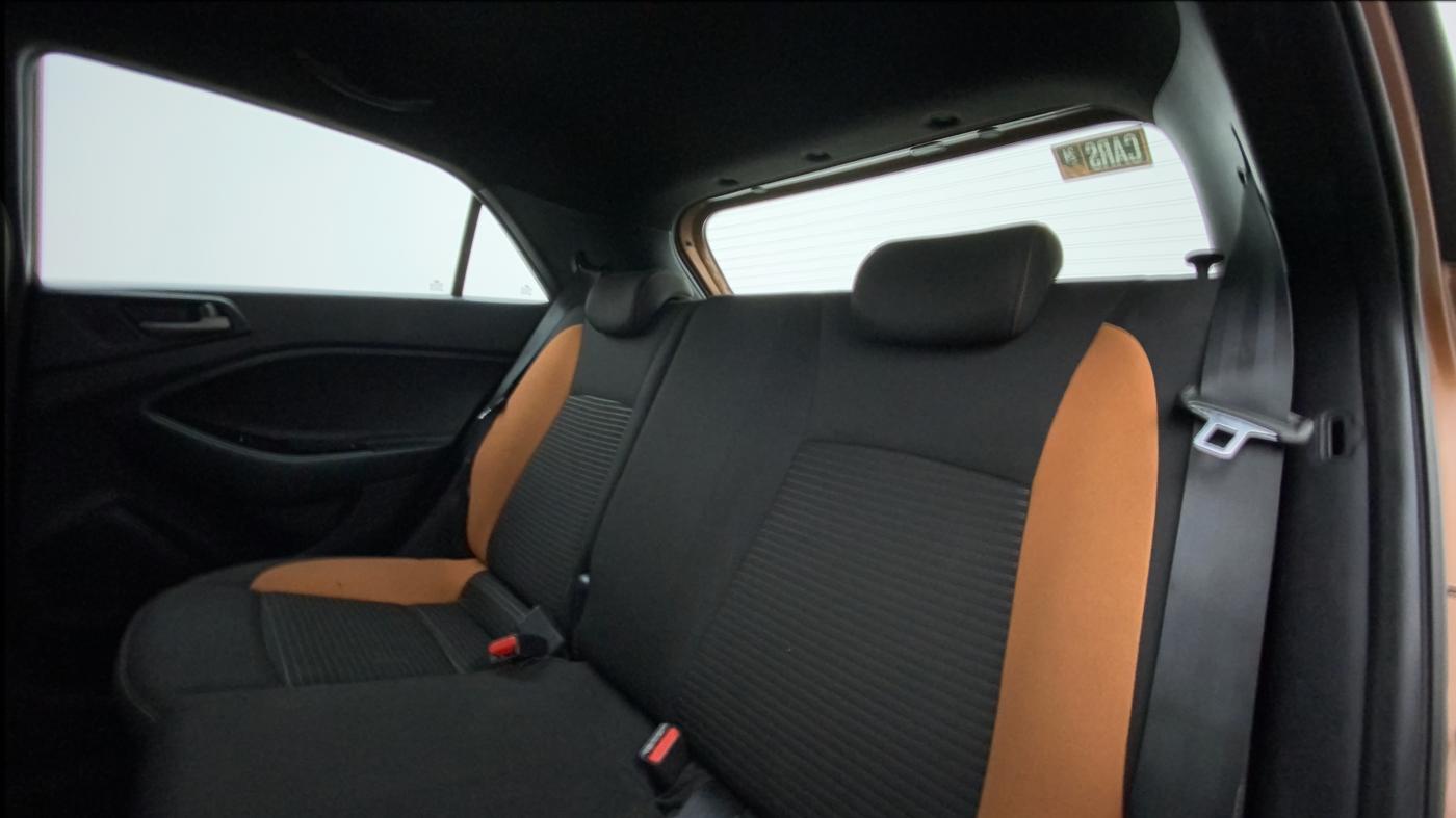 2017 Hyundai i20 Active 1.2 SX, Petrol, Manual, 79,131 km, Right Side Rear Door Cabin