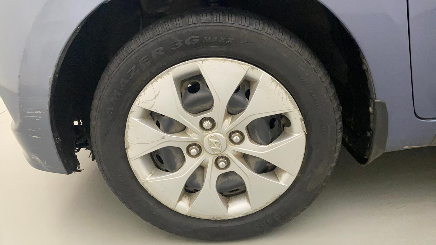 2015 Hyundai Xcent S 1.2, Petrol, Manual, 25,775 km, Left Front Wheel