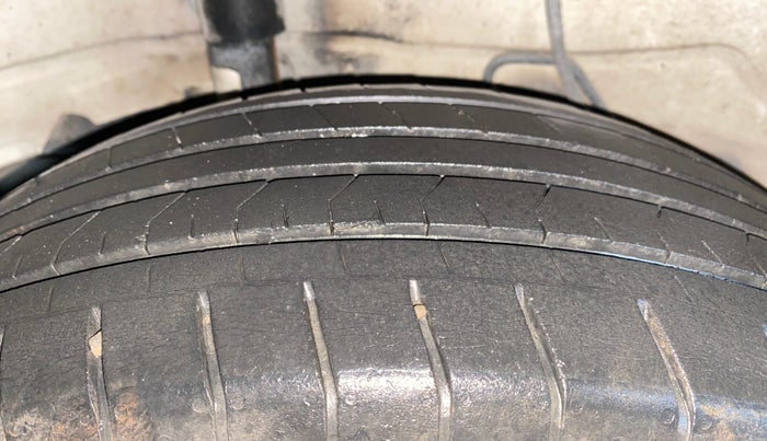 2013 Ford Ecosport TREND 1.5L DIESEL, Diesel, Manual, 88,646 km, Right Rear Tyre Tread