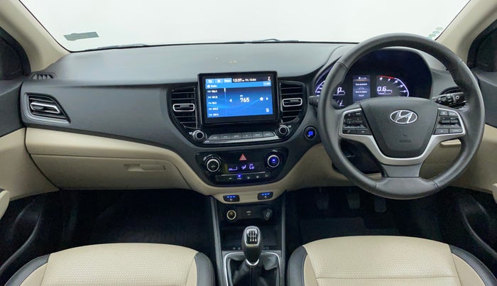 2022 Hyundai Verna SX (O)1.5 VTVT, Petrol, Manual, 13,694 km, Dashboard