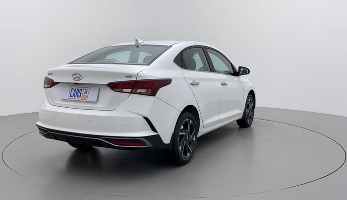 2022 Hyundai Verna SX (O)1.5 VTVT, Petrol, Manual, 13,694 km, Right Back Diagonal