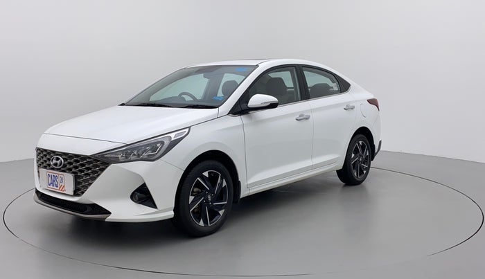 2022 Hyundai Verna SX (O)1.5 VTVT, Petrol, Manual, 13,694 km, Left Front Diagonal