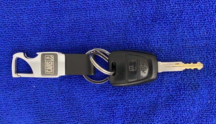 2019 Hyundai NEW SANTRO SPORTZ AMT, Petrol, Automatic, 32,643 km, Key Close Up