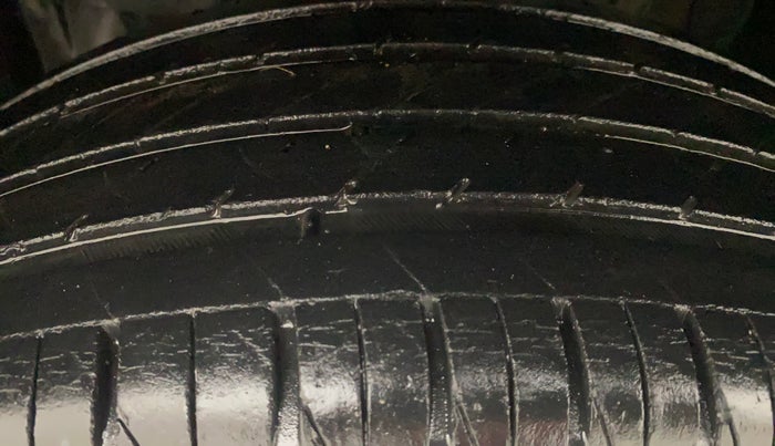 2021 Toyota URBAN CRUISER PREMIUM GRADE MT, Petrol, Manual, 33,219 km, Left Front Tyre Tread