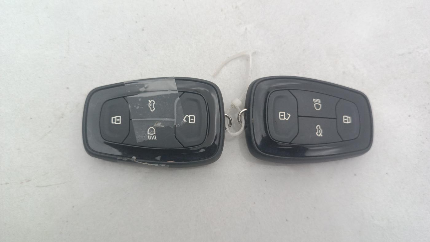 2021 Tata ALTROZ XT PETROL, Petrol, Manual, 55,864 km, Key Close Up