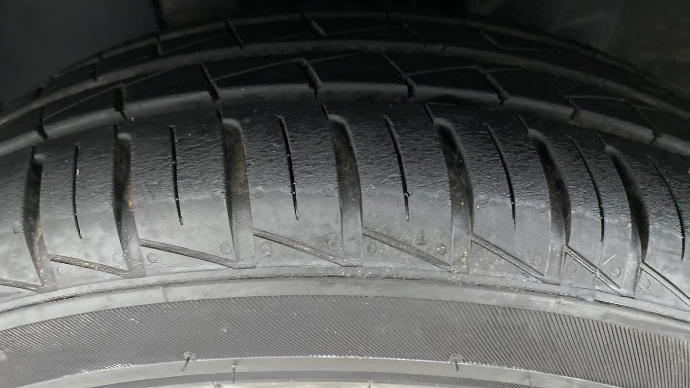 2021 Datsun Redi Go T, Petrol, Manual, 3,367 km, Left Front Tyre Tread