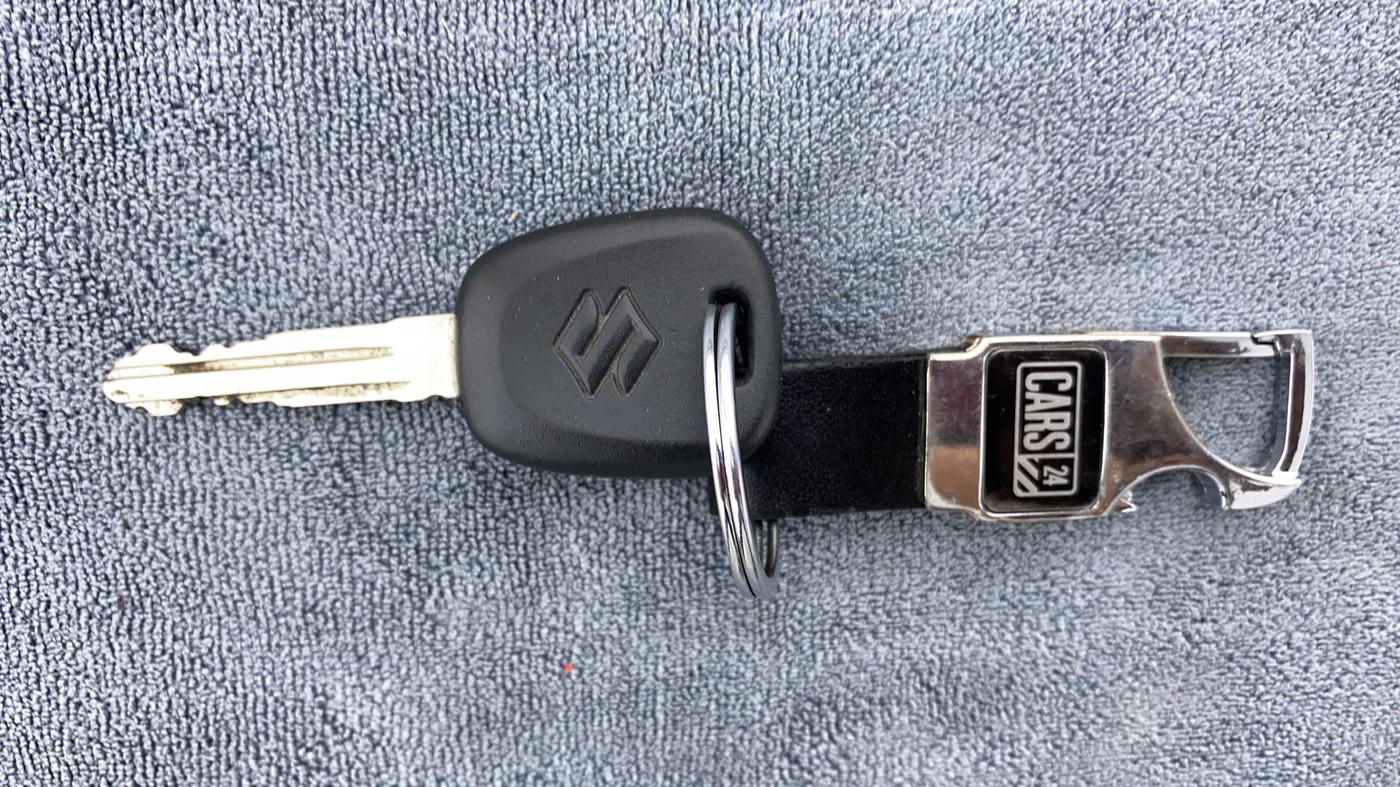 2015 Maruti Alto 800 LXI CNG, CNG, Manual, 90,951 km, Key Close Up