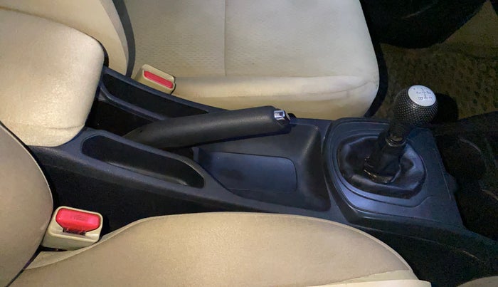 2019 Honda City 1.5L I-VTEC SV, Petrol, Manual, 24,885 km, Gear Lever