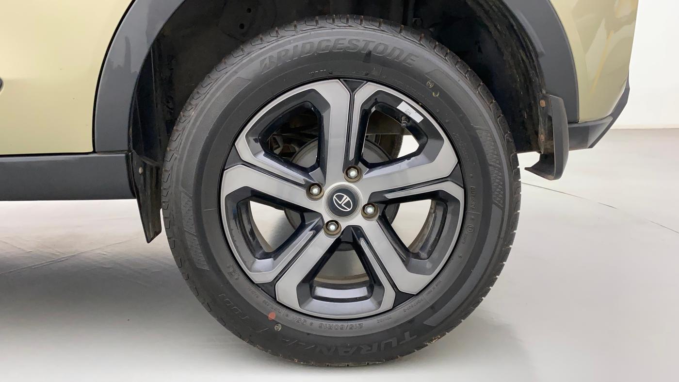 2022 Tata NEXON XZ PLUS DIESEL KAZIRANGA, Diesel, Manual, 14,871 km, Left Rear Wheel