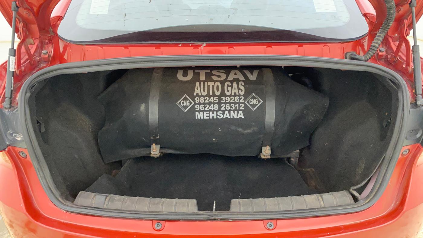2018 Tata TIGOR XZ (O) PETROL, CNG, Manual, 76,584 km, Boot Inside