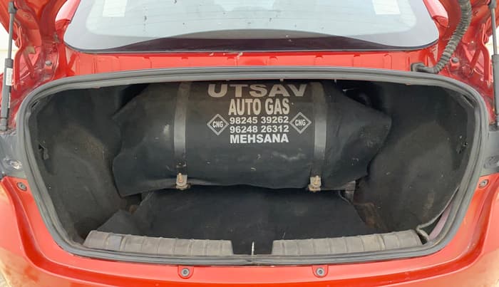 2018 Tata TIGOR XZ (O) PETROL, CNG, Manual, 76,584 km, Boot Inside