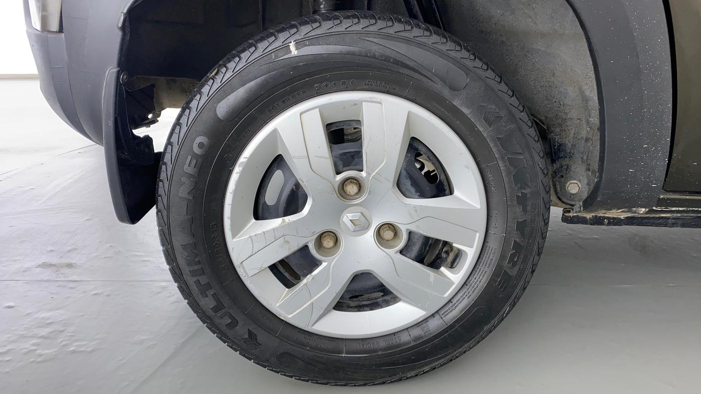 2018 Renault Kwid RXL, Petrol, Manual, 70,556 km, Right Rear Wheel