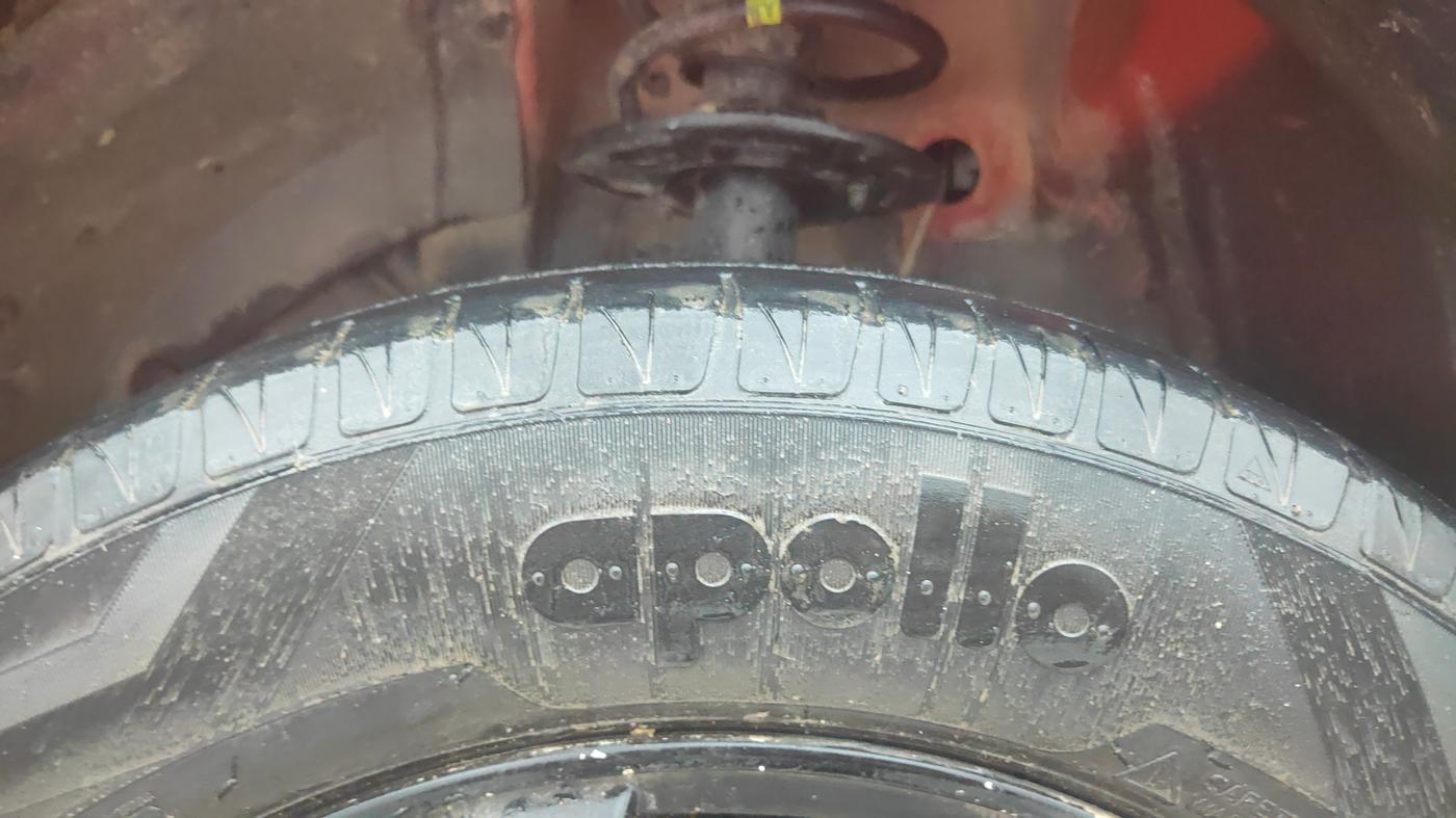 2016 Maruti Baleno DELTA CVT PETROL 1.2, Petrol, Automatic, 66,700 km, Left Front Tyre Tread