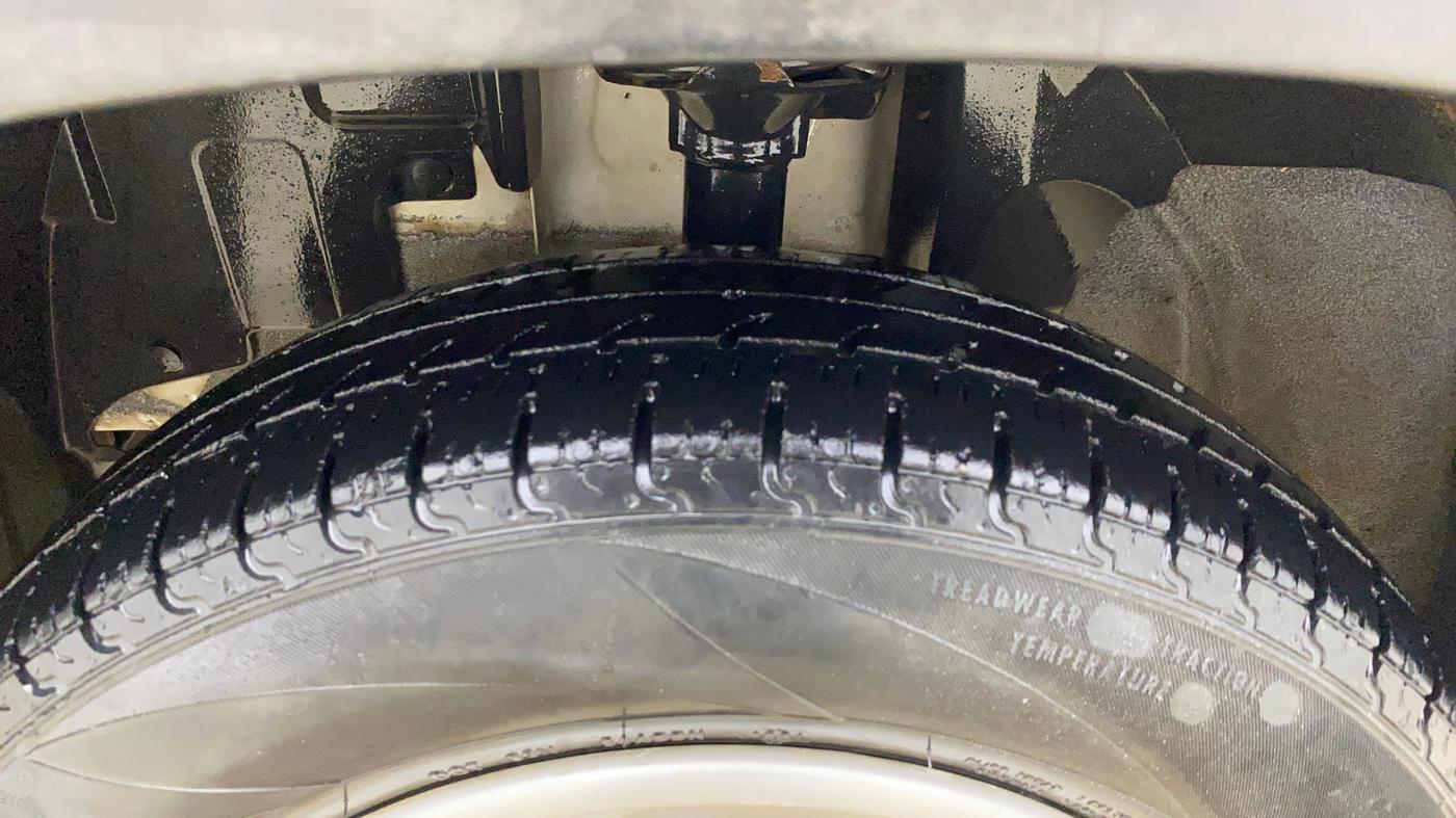 2015 Renault Kwid RXT 0.8, Petrol, Manual, 96,926 km, Left Front Tyre Tread