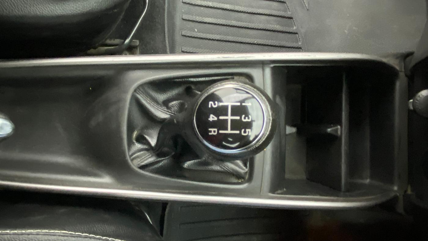 2020 Maruti Baleno ZETA PETROL 1.2, Petrol, Manual, 58,333 km, Gear Lever