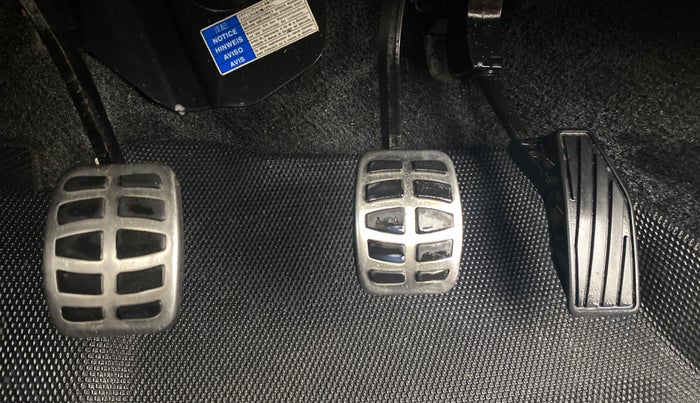 2020 Maruti Baleno ZETA PETROL 1.2, Petrol, Manual, 58,333 km, Pedals