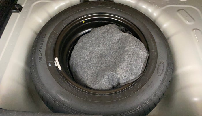 2021 KIA SONET HTK PLUS 1.2, Petrol, Manual, 43,645 km, Spare Tyre