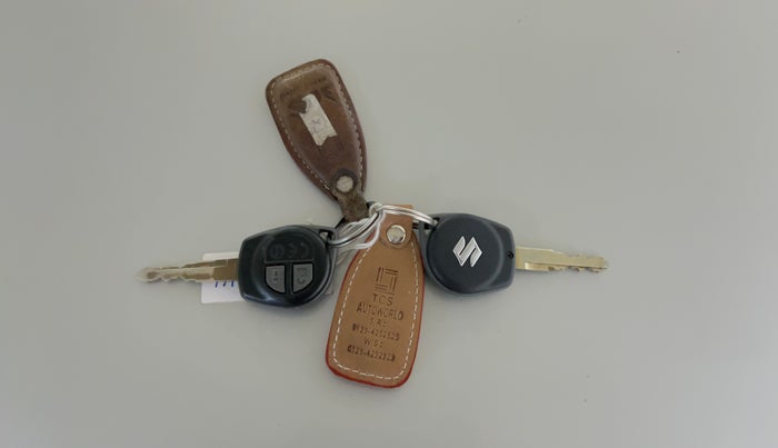 2019 Maruti Dzire VXI, Petrol, Manual, 70,855 km, Key Close Up