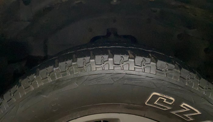 2021 Mahindra Thar LX HARD TOP 4WD MT, Diesel, Manual, 53,705 km, Left Front Tyre Tread