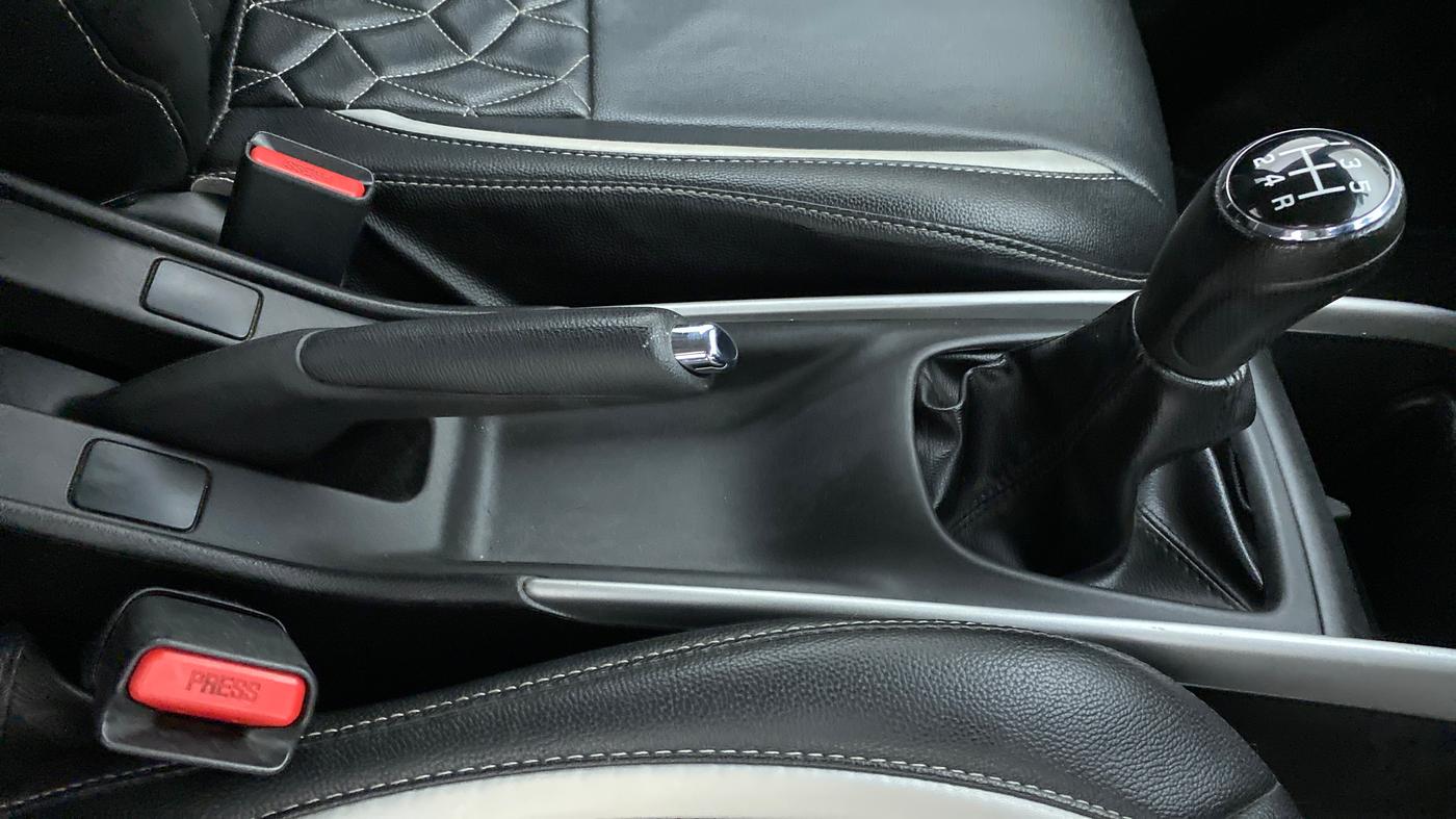 2017 Maruti Baleno DELTA 1.2 K12, Petrol, Manual, 63,288 km, Gear Lever