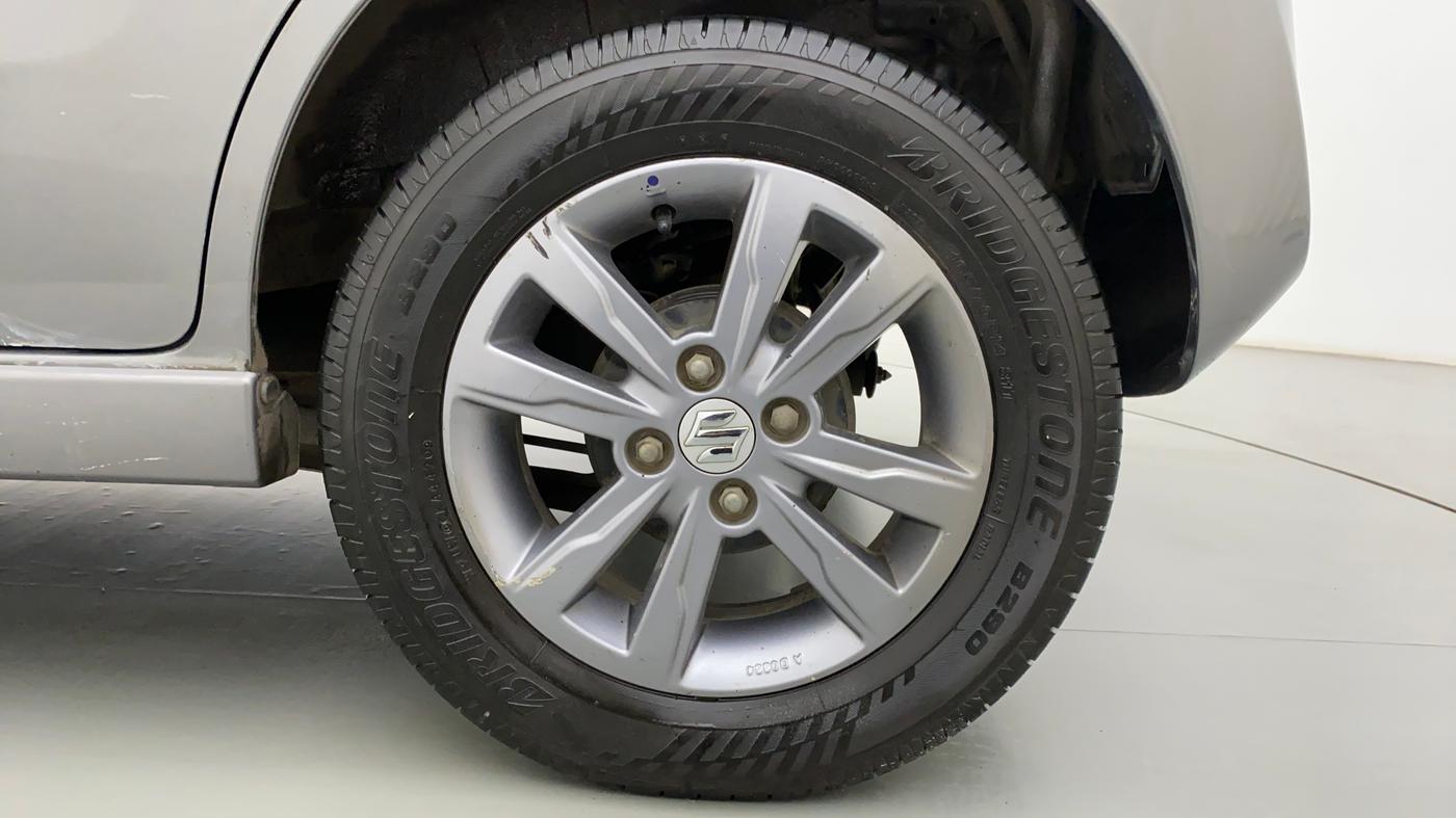2014 Maruti Wagon R Stingray VXI, Petrol, Manual, 32,817 km, Left Rear Wheel