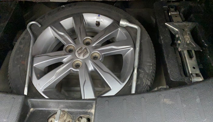 2014 Maruti Wagon R Stingray VXI, Petrol, Manual, 32,817 km, Spare Tyre