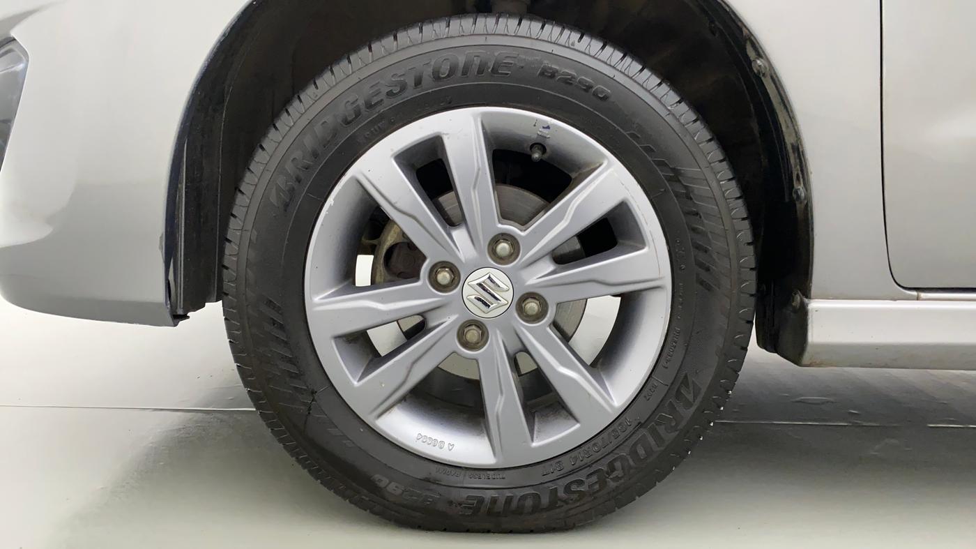2014 Maruti Wagon R Stingray VXI, Petrol, Manual, 32,817 km, Left Front Wheel