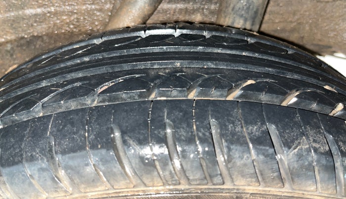 2019 Honda Amaze 1.2L I-VTEC S, CNG, Manual, 90,981 km, Left Rear Tyre Tread