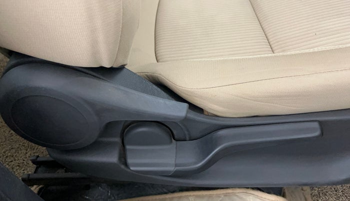 2019 Honda Amaze 1.2L I-VTEC S, CNG, Manual, 90,981 km, Driver Side Adjustment Panel
