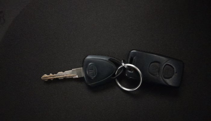 2016 Tata Nano TWIST XT, Petrol, Manual, 49,113 km, Key Close Up