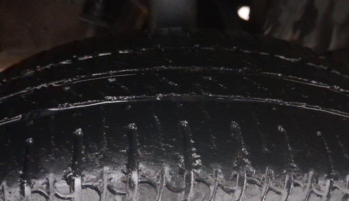 2016 Tata Nano TWIST XT, Petrol, Manual, 49,113 km, Right Front Tyre Tread