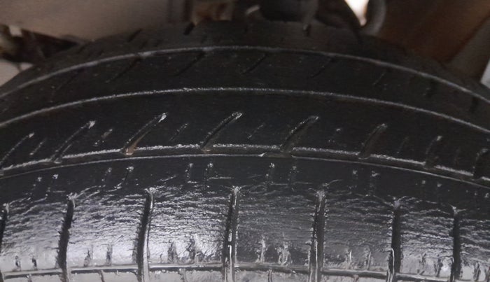 2016 Tata Nano TWIST XT, Petrol, Manual, 49,113 km, Left Rear Tyre Tread