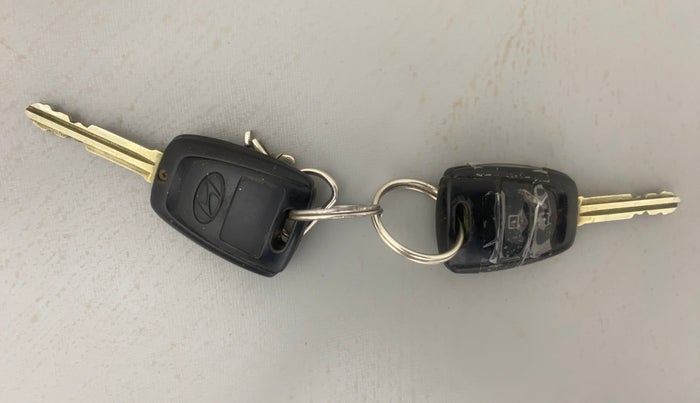 2014 Hyundai Grand i10 MAGNA 1.2 KAPPA VTVT, Petrol, Manual, 63,231 km, Key Close Up