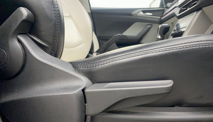 2021 Skoda KUSHAQ AMBITION 1.0L TSI AT, Petrol, Automatic, 32,052 km, Driver Side Adjustment Panel