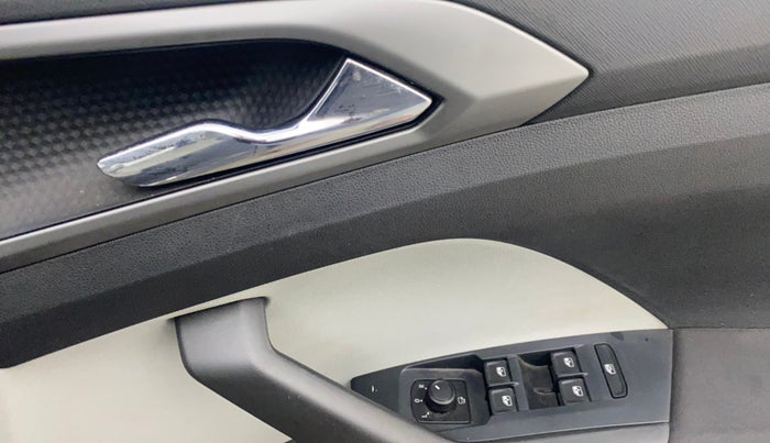 2021 Skoda KUSHAQ AMBITION 1.0L TSI AT, Petrol, Automatic, 32,052 km, Driver Side Door Panels Control