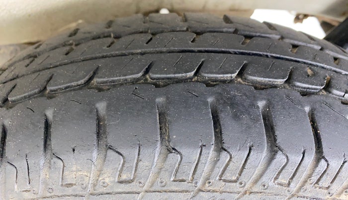 2018 Maruti Wagon R 1.0 LXI CNG, CNG, Manual, 27,190 km, Left Rear Tyre Tread