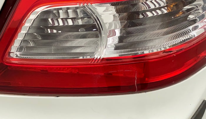2016 Maruti Swift Dzire VXI, CNG, Manual, 81,632 km, Right tail light - < 2 inches,no. = 2