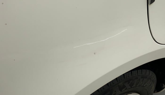 2016 Maruti Swift Dzire VXI, CNG, Manual, 81,632 km, Right quarter panel - Minor scratches