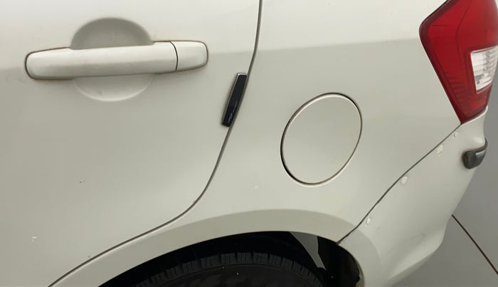 2016 Maruti Swift Dzire VXI, CNG, Manual, 81,632 km, Left quarter panel - Minor scratches
