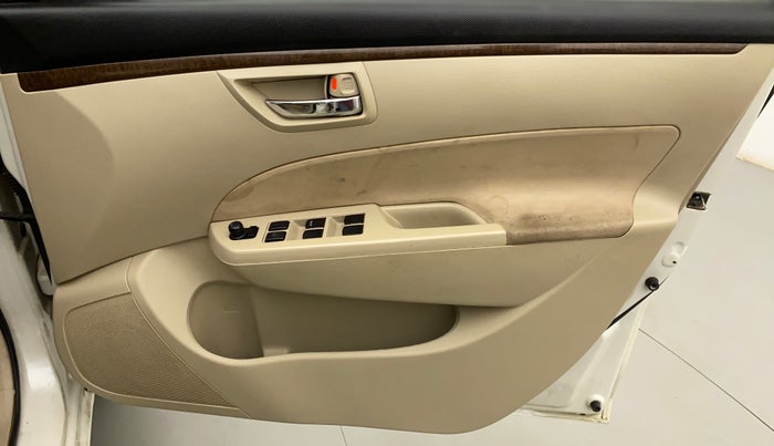 2016 Maruti Swift Dzire VXI, CNG, Manual, 81,632 km, Driver Side Door Panels Control