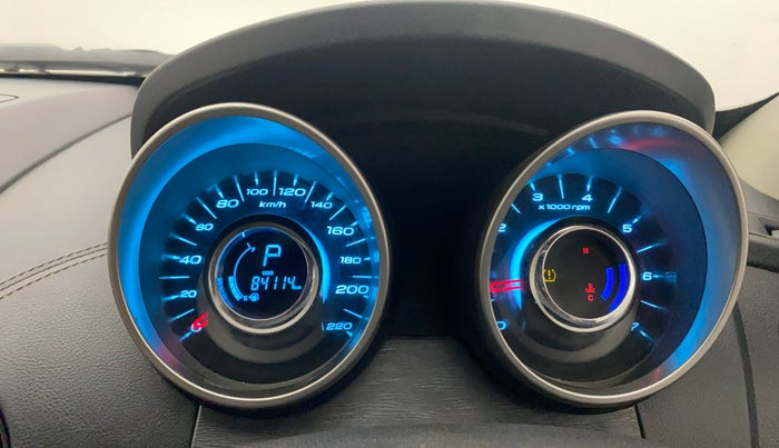 2018 Mahindra XUV500 W11 AT, Diesel, Automatic, 84,090 km, Odometer Image