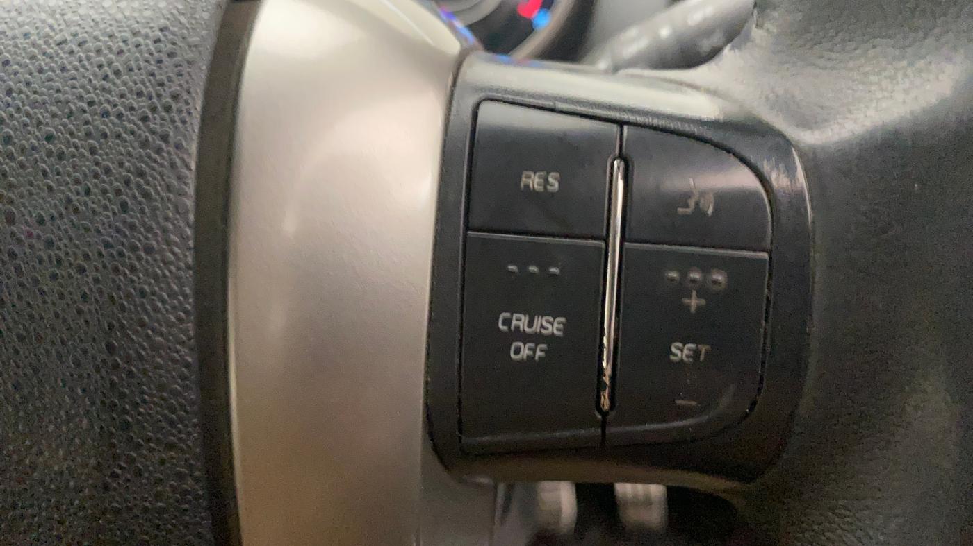 2018 Mahindra XUV500 W11 AT, Diesel, Automatic, 84,090 km, Adaptive Cruise Control